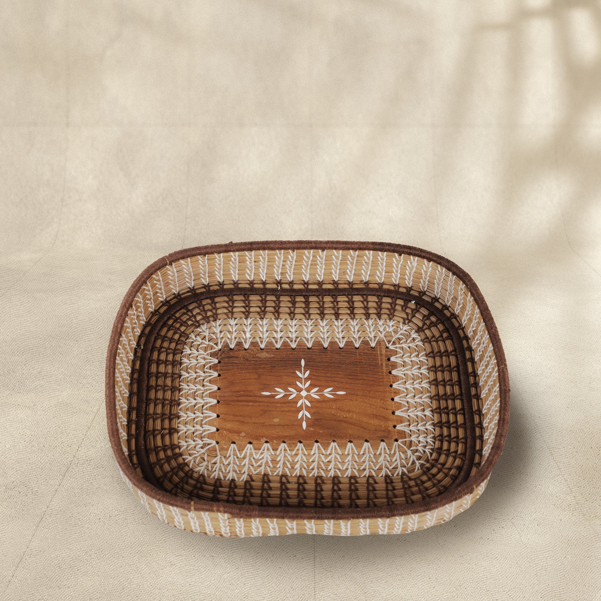 HOL Pine Tray