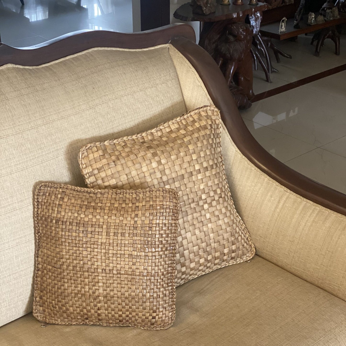 Meeteka Cushion Cover Small / Medium