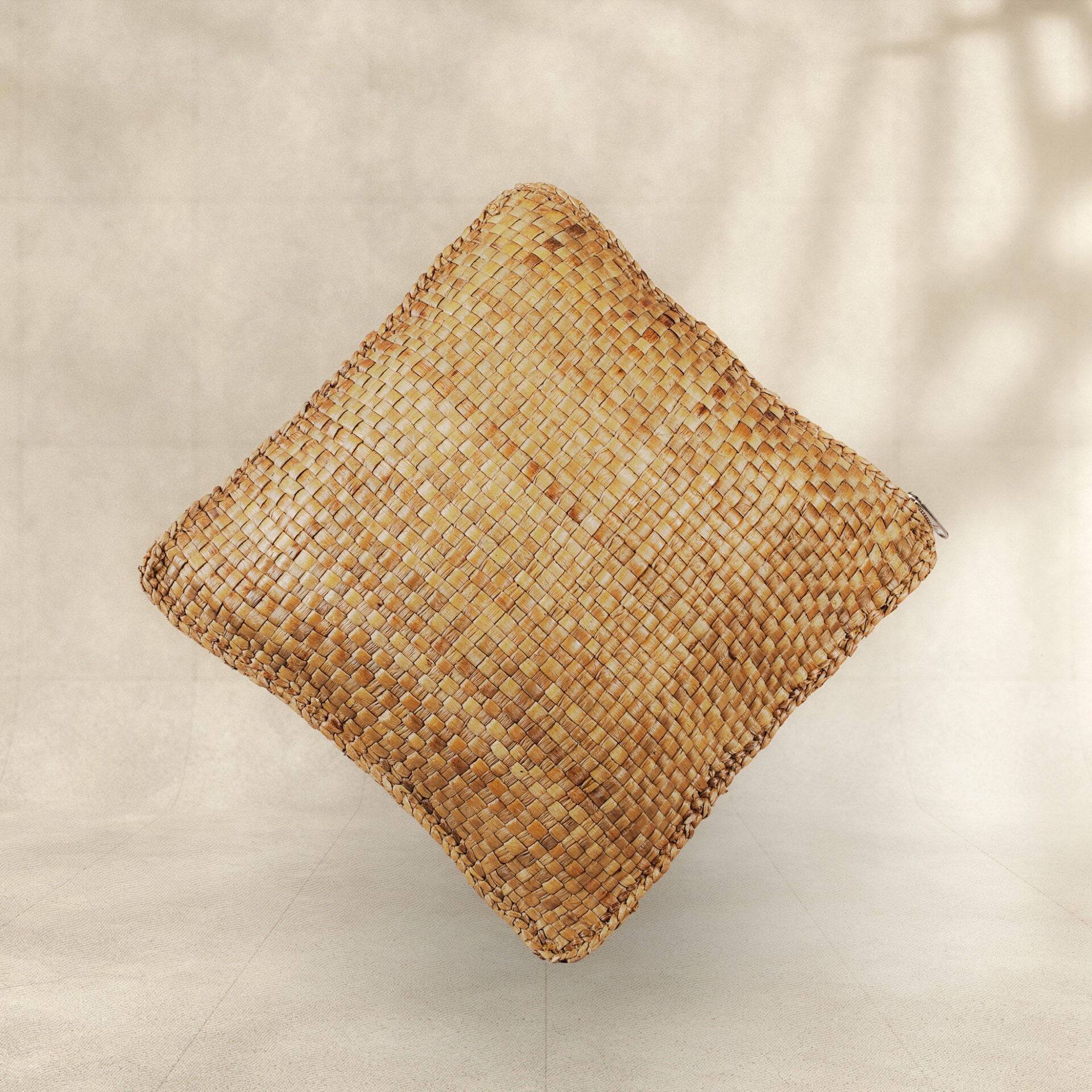 Meeteka Cushion Cover Small / Medium