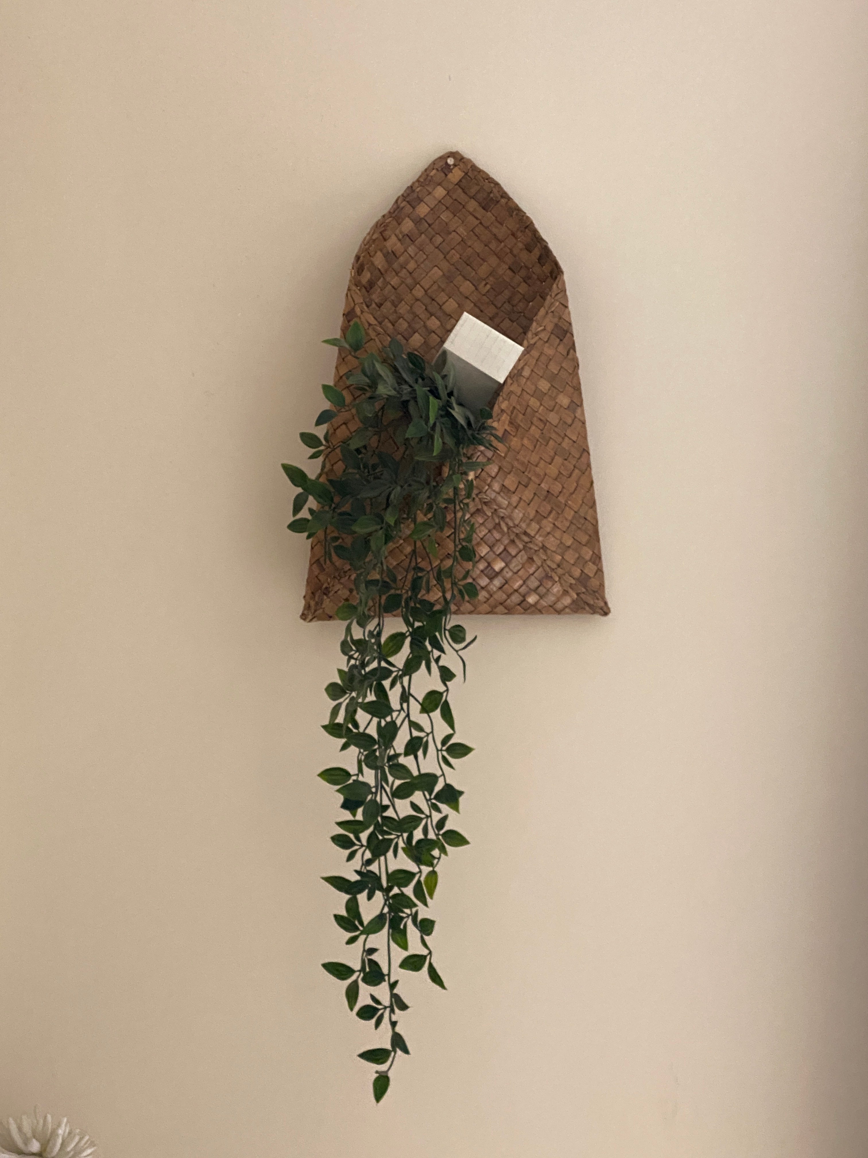 Magazine Holder